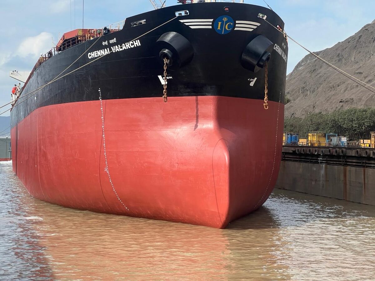 MV Chennai Valarchi bulk carrier